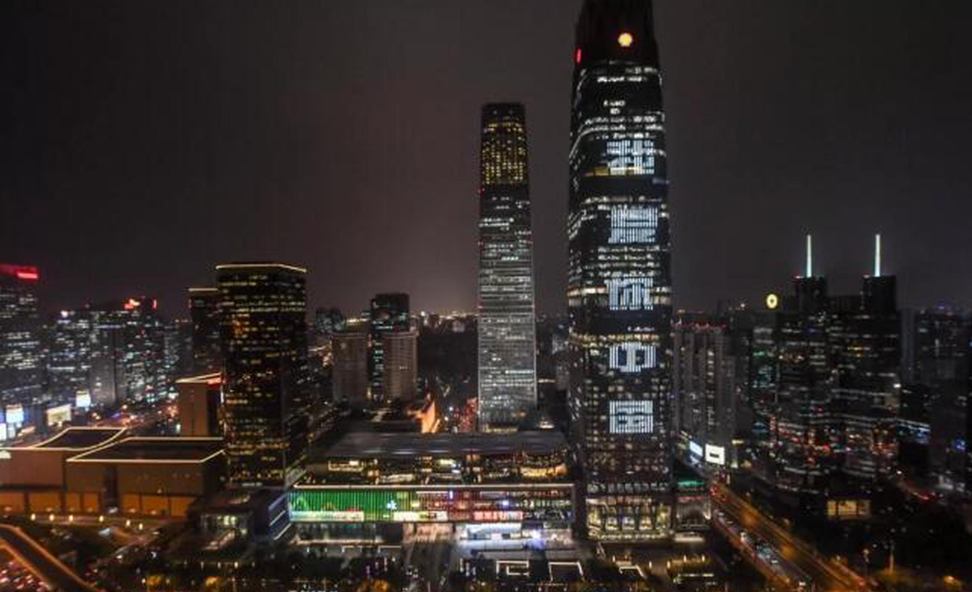 江阴.银?行：截至2025年10月20日，本行股东户数为44582户