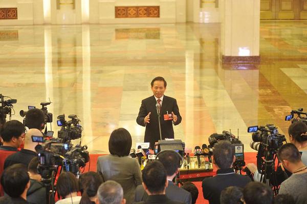 银华基金!：发挥价值发现与资源配置作用，积极做好科技金融大文章