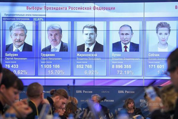 用;AI提高生产力! 高盛通知员工年底前可能要裁员