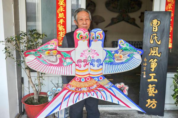 连:锁药房门店增至15385家 老百姓上半年归母净利润3.98亿元