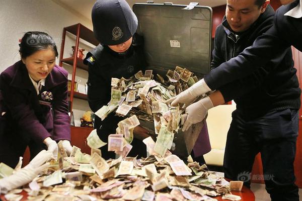 青—岛银行：股东国信产融控股通过港股通渠道增持8343万股H股