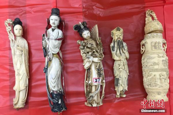 长春,一东?：选举杨明杰为职工董事