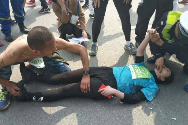 芯片巨头芯!原股份披露：营收、在手订单创新高