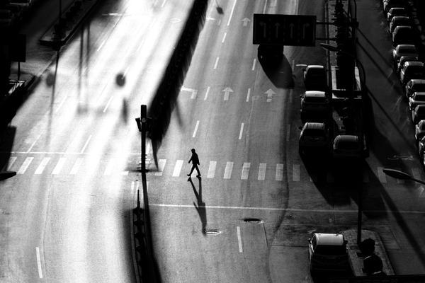 从“规模扩张?”向“价值重塑”，石化龙头企业主动“抢占”高端赛道