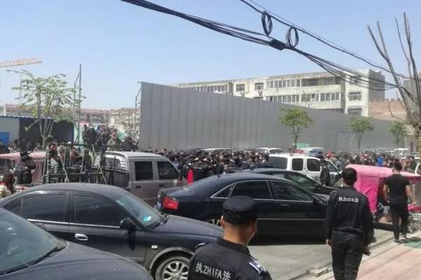 股价!暴涨难掩业绩颓势，吉视传媒上半年扣非净利亏损创新高