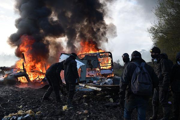 纯电:六座SUV扎堆“抢滩”，车市新风口已至？