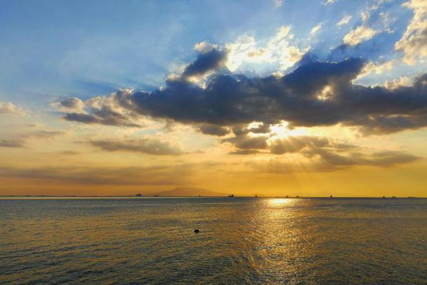 中国通—号?：公司主营业务中不涉及算力租赁业务