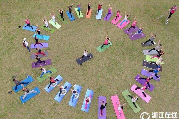 金:饰克价一夜涨回1200元!