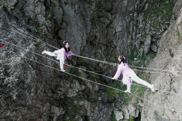 映恩生物-B盘中涨超5% 公司拟赴科创板上市