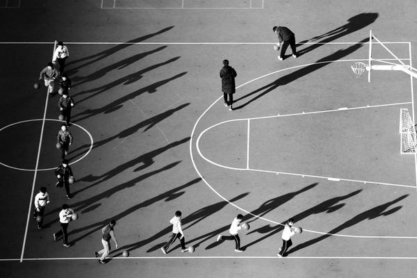 黄;金<短>线突然加速上涨！金价刚刚突破3380美元