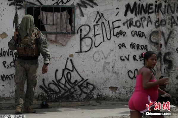 南大光电（300346）2025年中报简析：营收净利润同比双双增长，公司应收账款体量较大