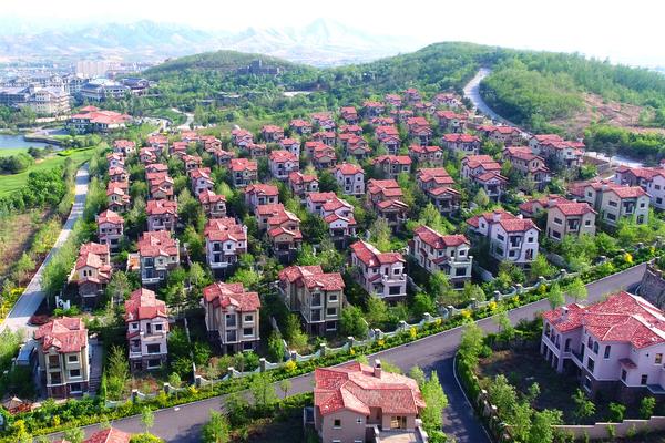 同德化!工信披评级“坠崖式”下跌：从“良好”直落“不合格”