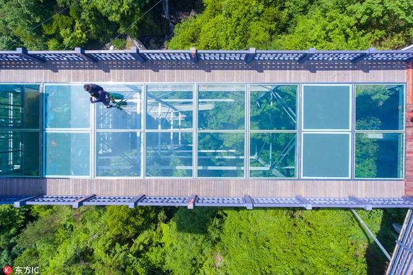 板<块>异动 | 医药商业板块领涨A股