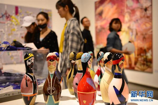 油价因地缘冲突‘上’涨 ;但供应过剩限制涨幅