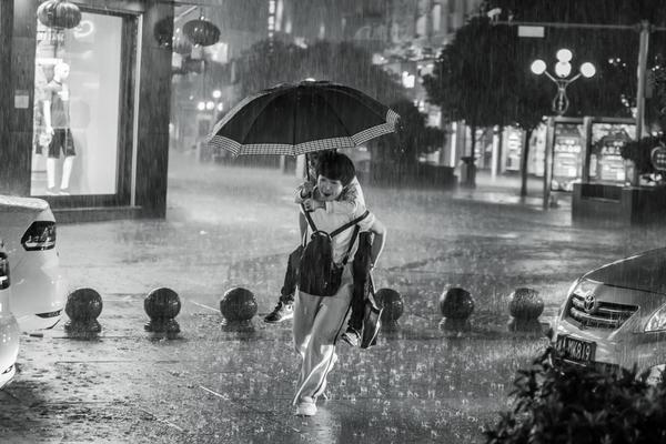 万科突发‘公’告，董事长辛杰辞职！