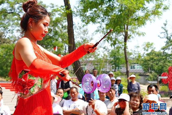 紫光股份;：截至9月19日股东总户数约26万户