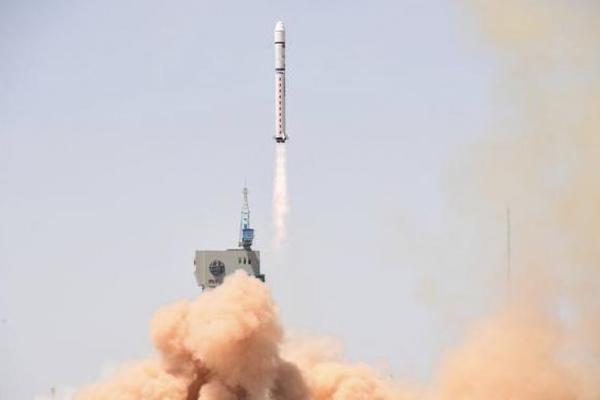 科创板迎来今年最牛新股—，<首>日暴涨224%