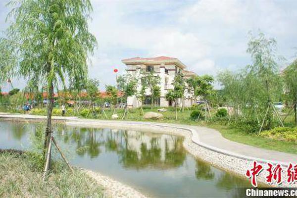 易方达.、华泰柏瑞、中欧等多家公募密集限购 超300只基金“闭门谢客”背后：规模与业绩平衡术？