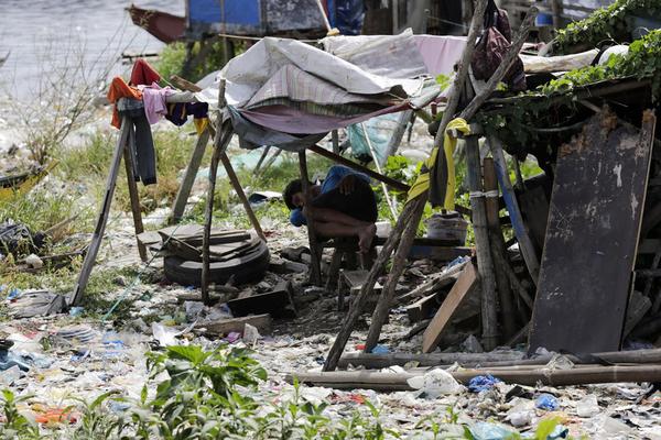 （粤—港澳大湾区）前海集聚现代服务业企业达12.48万家