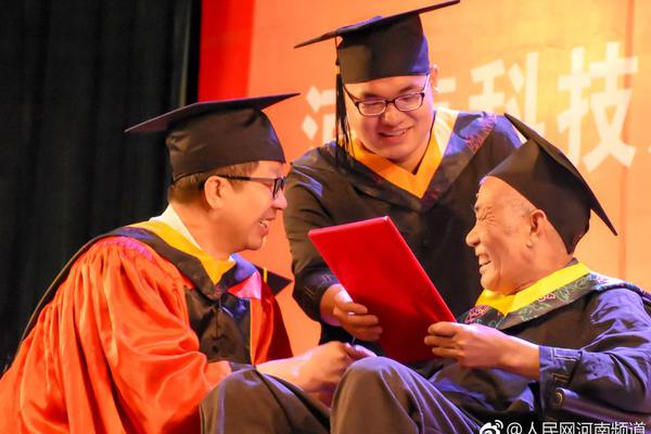 小马智行?营收连续三季?度增长 明年自动驾驶出租车车辆规模将扩至3000辆以上