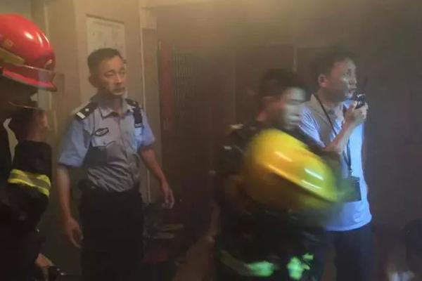 一个?月.内三笔股权寻买家，安诚财险陷股东“退场潮”