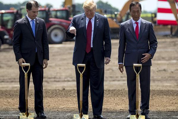 汽车零部:件板—块午后拉升 拓普集团等涨停