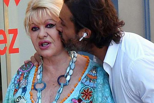 只盯着Labubu说明你没看懂泡泡玛特