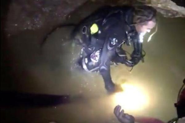 近,10亿，吉‘利’资本领投了一家明星机器人公司丨投融周报