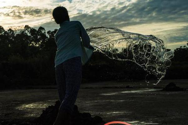 英伟—达宣布向OpenAI投资1000亿美元，黄仁勋称其为“史上最大规模AI基础设施项目”