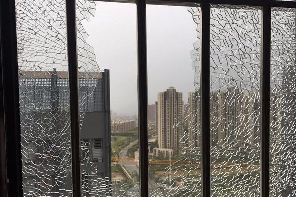 马斯克指控苹果应用商店涉垄断 威胁立即采取法律行动