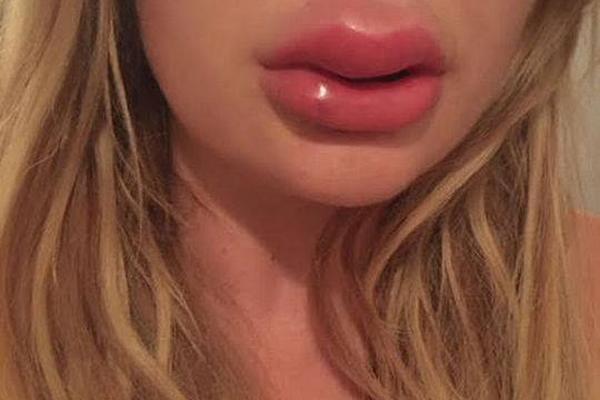 有友食!品：聘任谢雅玲为董事会秘书、张凤杰为证券事务代表