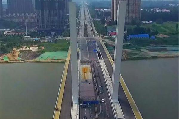 汉宇—集团：公<司>参股公司优巨新材具备PEEK的研发能力，目前暂未生产、销售PEEK材料