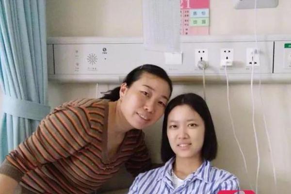 港股异动 | ?新消费概<念>股午后快速拉升，沪上阿姨大涨近11%，布鲁可涨超2%