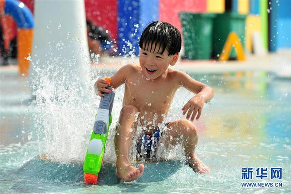 国‘家’卫健‘委’发布最新卫生统计公报，公立医院医师日均担负诊疗7.2人次