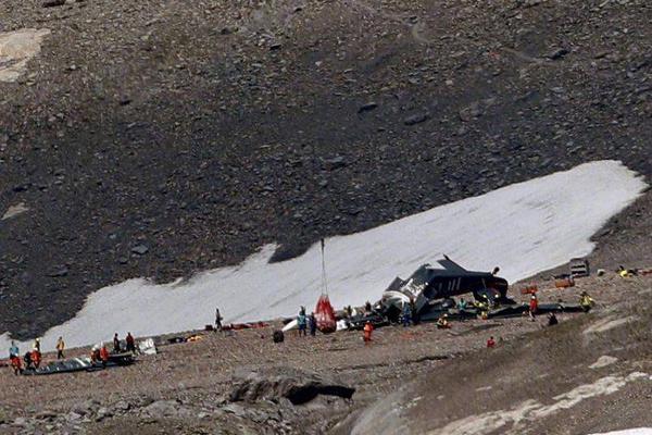 股海?导航 8月25日?沪深股市公告与交易提示