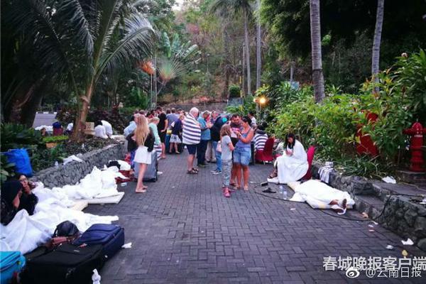 交通银行(03328)中,期?归母净利润同比增长1.61% 拟派中期股息每10股1.563元