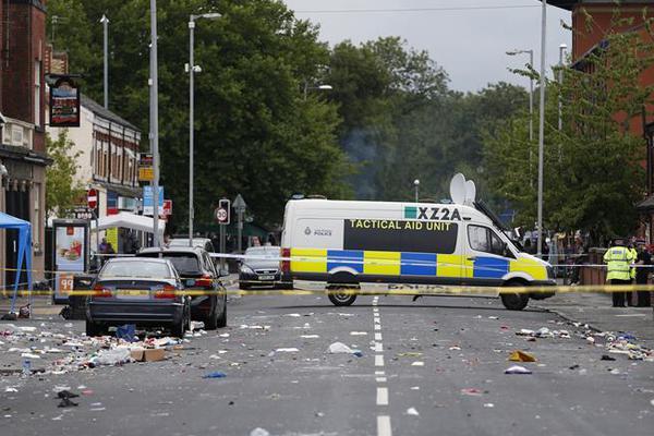 马斯克：未?来AI和机器人将令金钱“失:去意义” 工作成“可选项”！