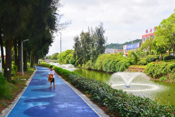 专—业服务行<业>财务总监CFO观察：科锐国际尤婷婷40岁为行业最年轻 薪酬达101万元