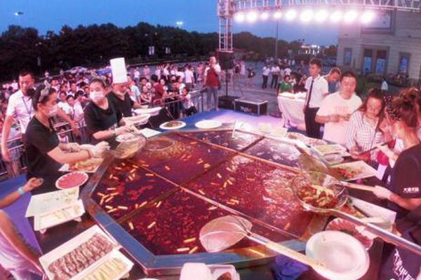 债券ETF“百亿俱乐部”再添一员！科创债ETF华泰柏瑞（551510）规模突破100亿元