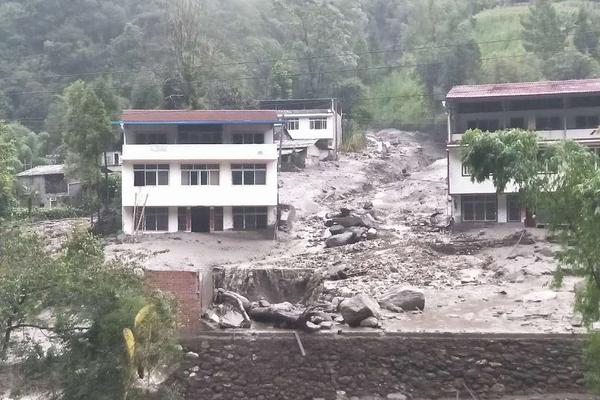 银‘行’、保险板块持续调整 西安银行、中国太保跌超5%