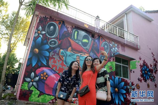 文艺复兴科技Q2大幅增持英伟达、奈飞 清仓AMD等