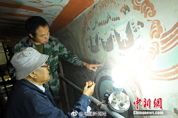 翼思:生物，考虑香港上市