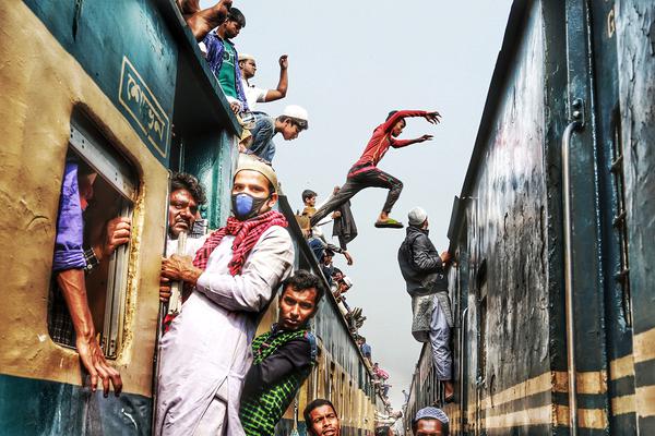 新能源 新产!能{ }新篇章