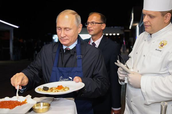 美联储.理事Barr认为AI将改变经济 但结局尚无定论