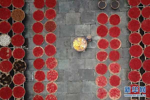 小米澎湃!OS 3发布：全面接入苹果生态，实现“iPhone微信双开”