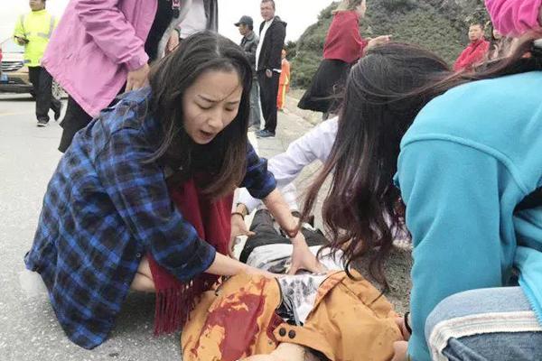 东风华;为顶层会;晤释放强信号：以战略共生破局，猛士M817引领智能越野新赛道