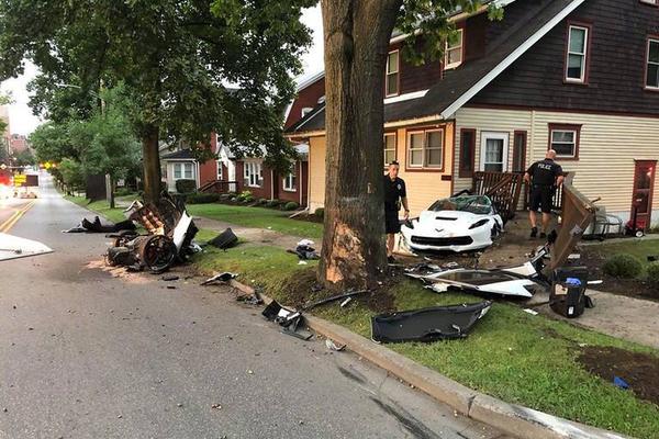 金融中报观!｜!科技赛道秀“肌肉”，头部险企还将打造这些硬实力