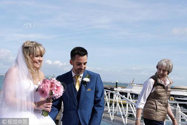 控制权变更！3:00424，一度跌超14%