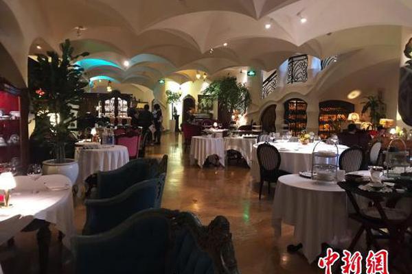 行业?跟踪 <血>制品Q3：利润端承压，继续关注头部企业浆站和研发进展