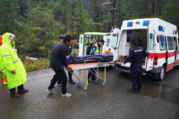 雷?暴大风或冰雹等强对流天气来袭！注意防范→